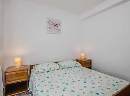 In Klimno/insel Krk 14302 Apartment *