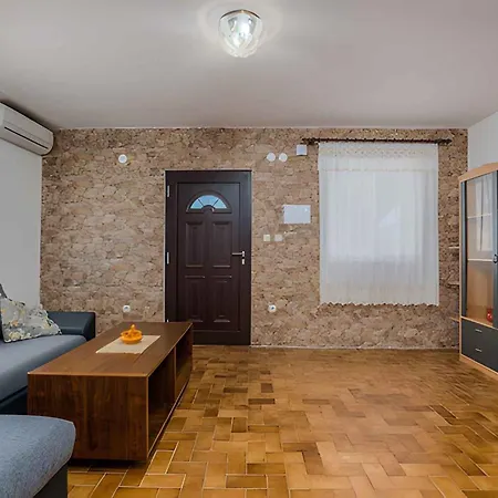 Apartment In - Insel Krk 14302